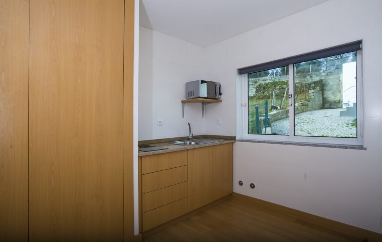 suite familiar cozinha hostelentryfik 768x487